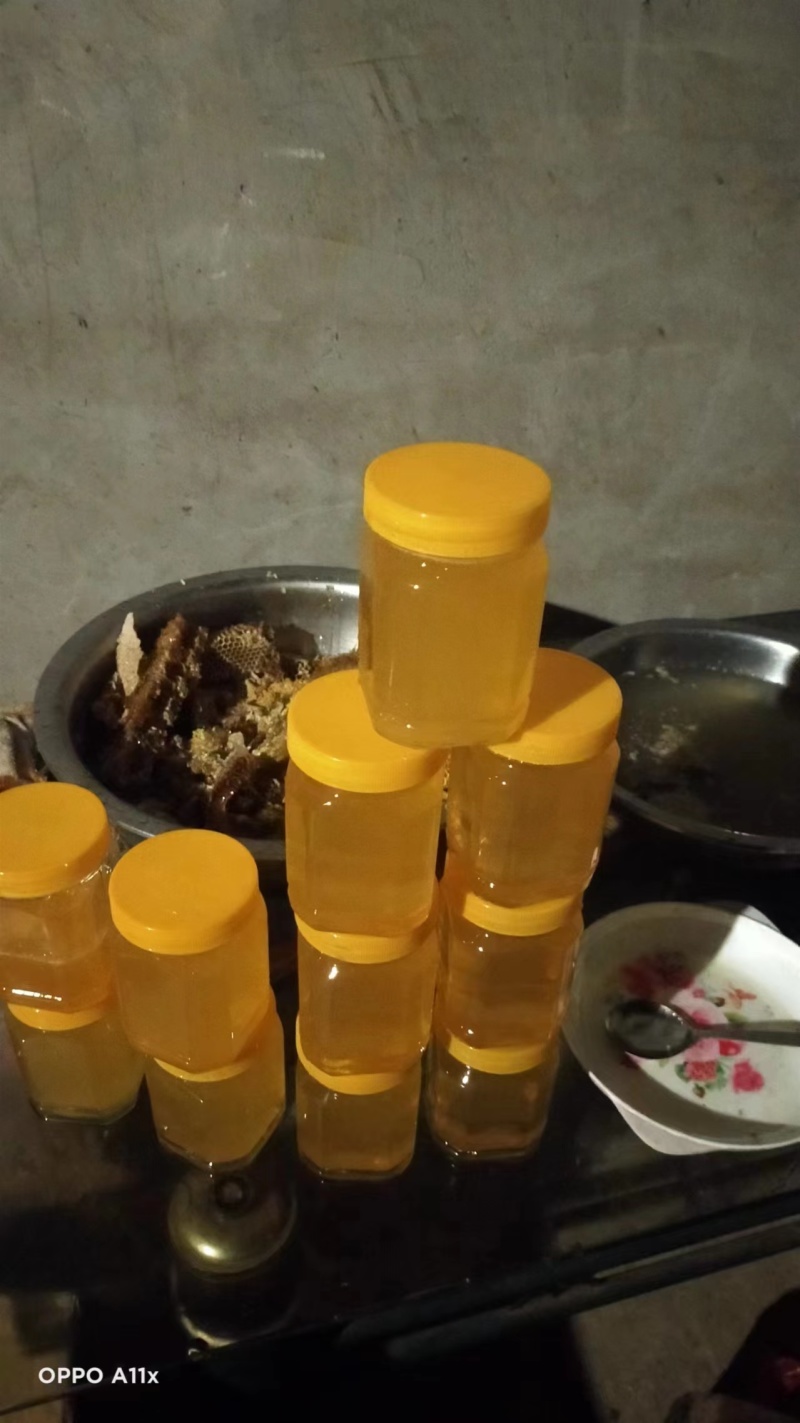 中华蜂蜜诚信经营假一赔十自产自销，一手货源欢迎咨询采购！