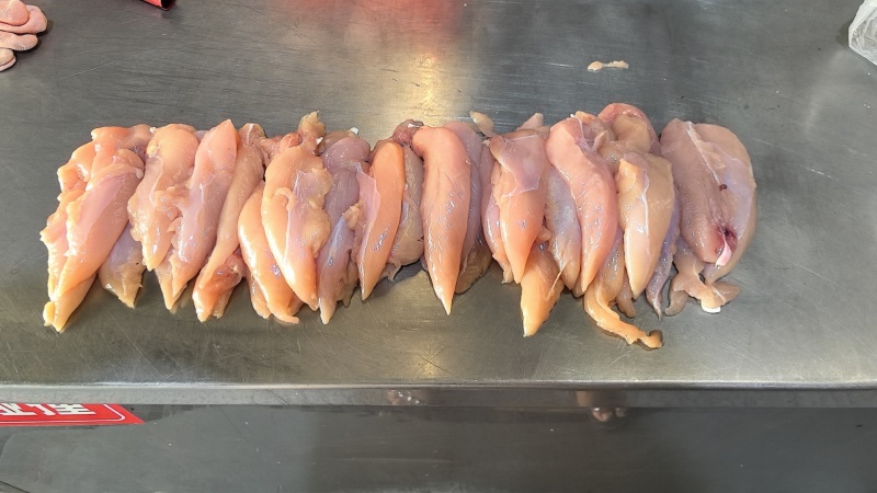 正大鸡胸肉精品鸡胸肉新鲜鸡胸肉大量有货一手货源质保