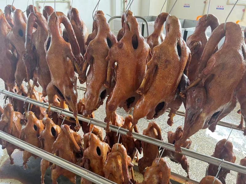 【卤味】荣昌卤鹅全熟卤鹅坝坝宴餐饮熟食一件批发厂家直销