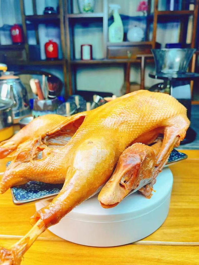 【卤味】荣昌卤鹅全熟卤鹅坝坝宴餐饮熟食一件批发厂家直销