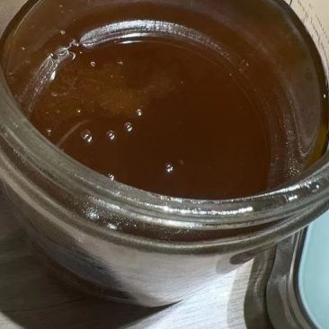 精品野蜂蜜现采现发品质保证欢迎咨询