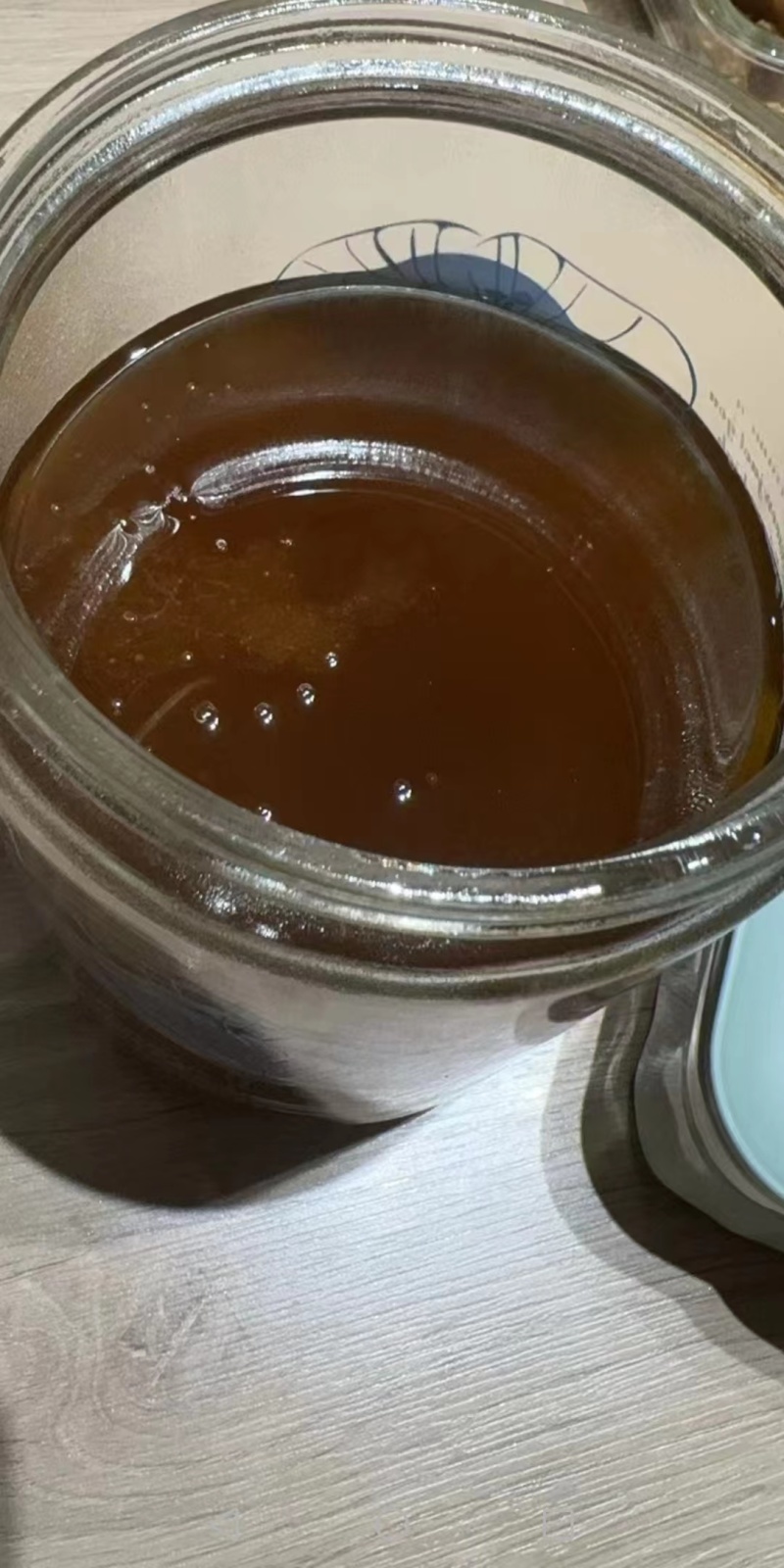 精品野蜂蜜现采现发品质保证欢迎咨询