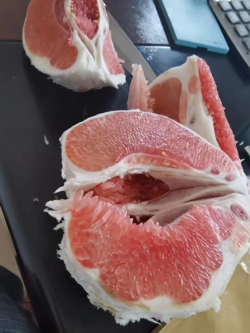 红心柚蜜柚等，品种齐全，基地直发，保质保量，可视频看货