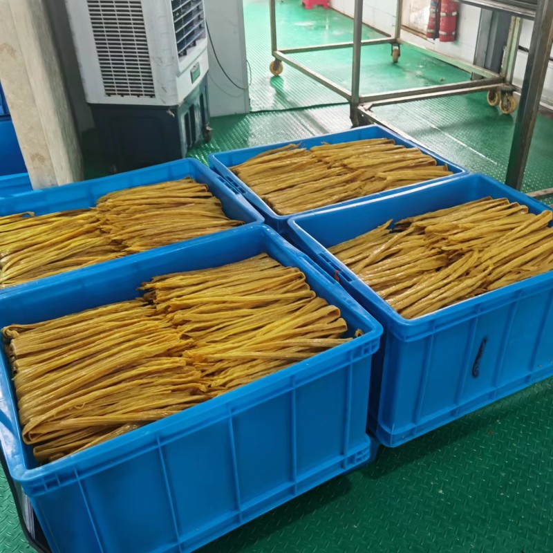 无盐黄豆腐竹精选优质黄豆，纯手工制作，浓郁豆香欢迎采购