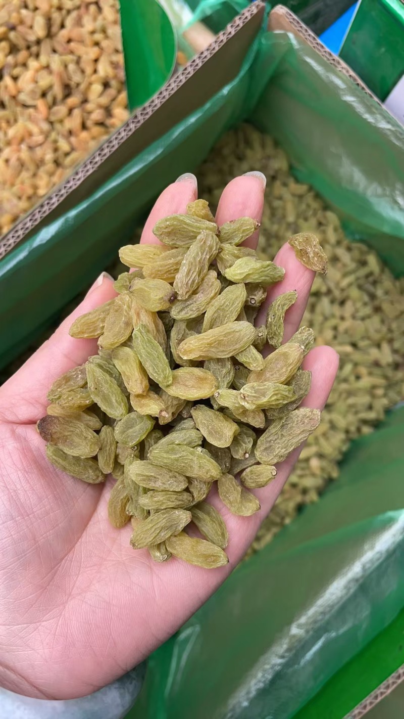 精品新疆葡萄干，肉质鲜美，保质保量，欢迎选购
