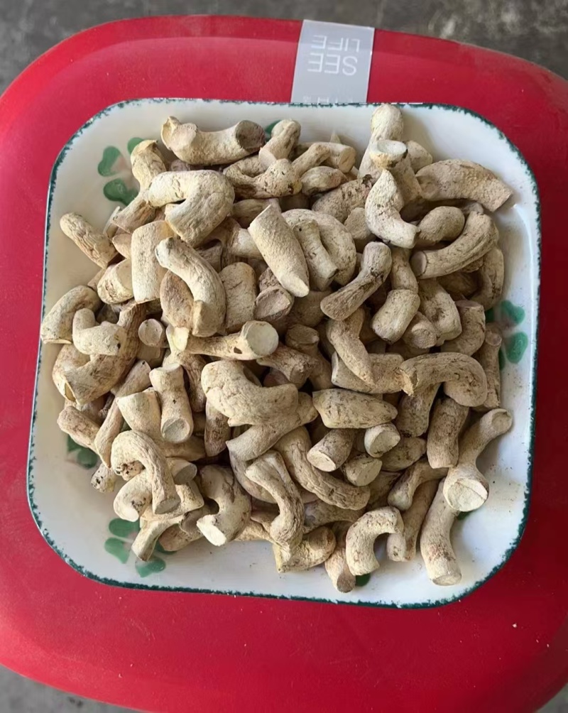 干香菇干香菇脚香菇颗粒等香菇产品，基地直供，欢迎联系