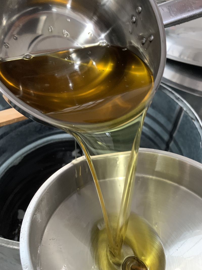 品质纯正农户自产纯花生油纯正浓香食用油量大从优