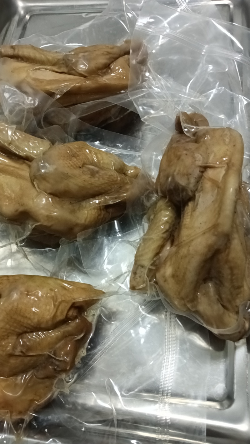 五香卤鸡，美味佳肴，卤菜店宴会一手货源，欢迎致电