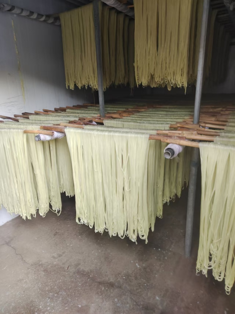 手工粉条，无添加，自然晾晒，厂家直销，常年供应，量大从优