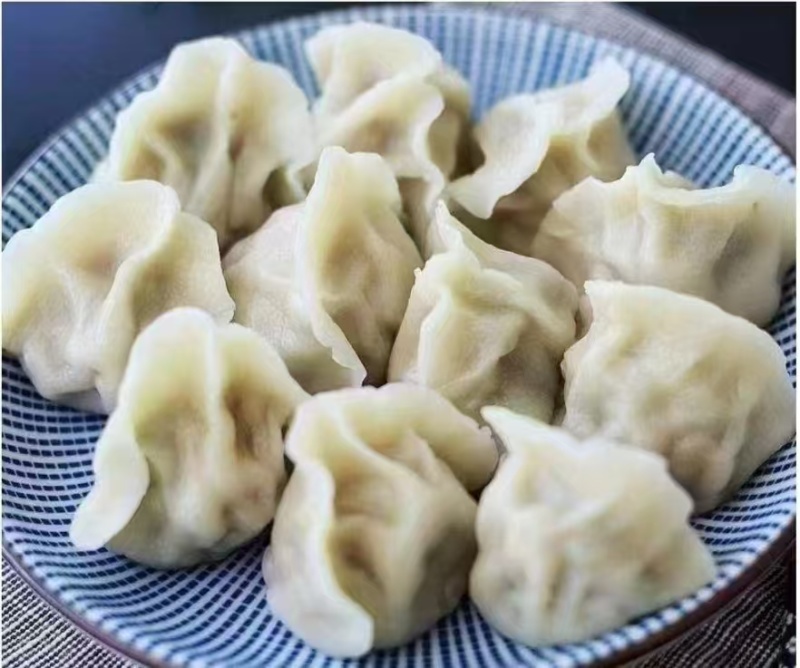 水饺纯手工现包现发品质保证量大从优口味齐全欢迎咨询