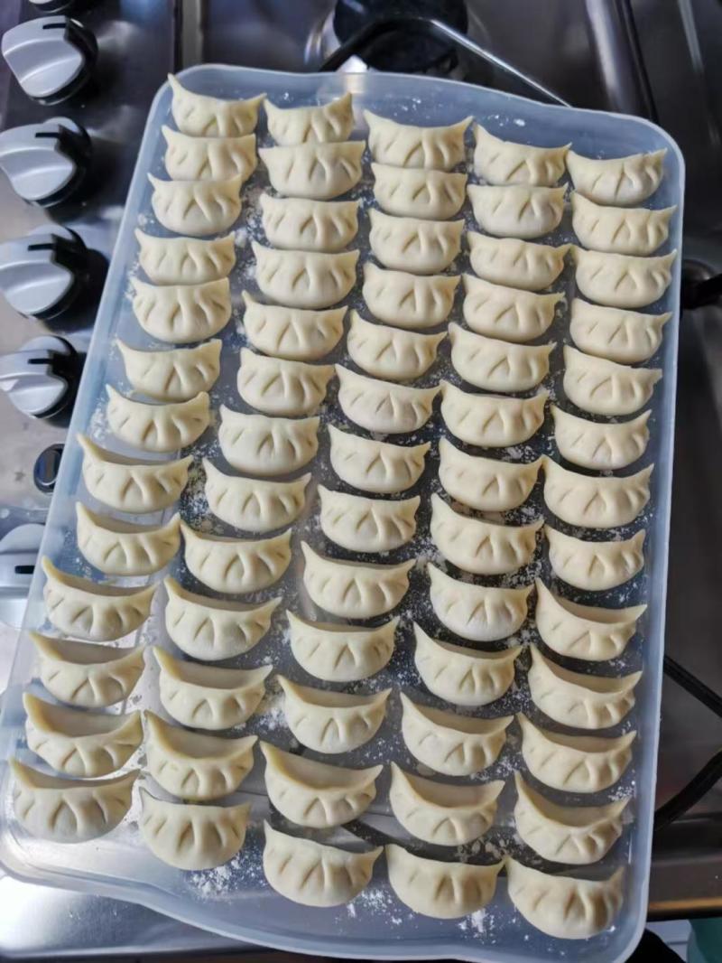水饺纯手工现包现发品质保证量大从优口味齐全欢迎咨询