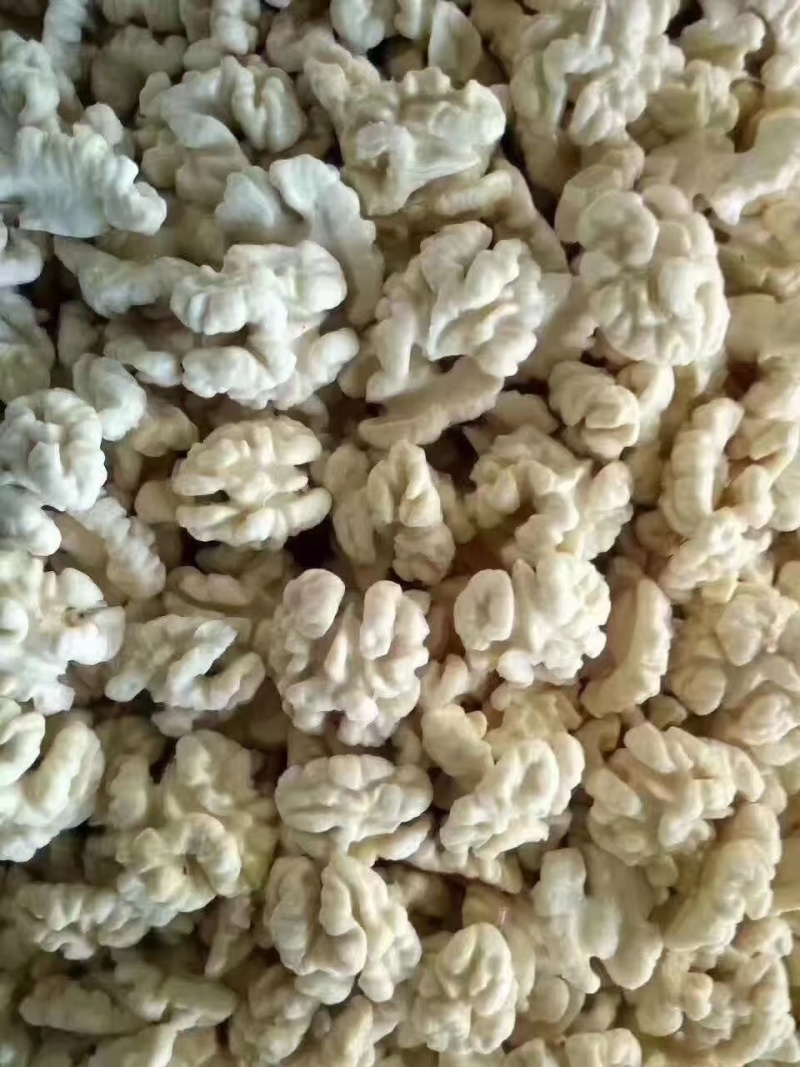 取皮核桃仁量大优质欢迎各位老板前来咨询可视频
