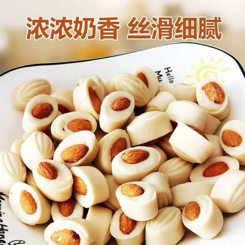 多味迷你巴旦木巧克力休闲零食大人小孩都爱吃口感香甜