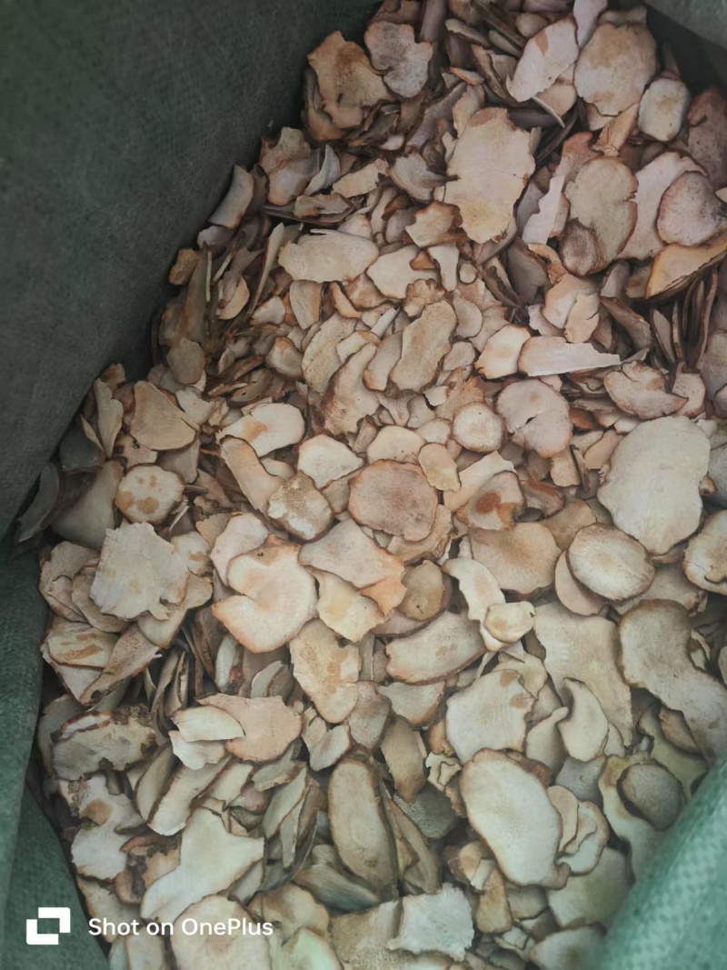 柴质土茯苓，符合药典标准保质保量供货价钱实惠