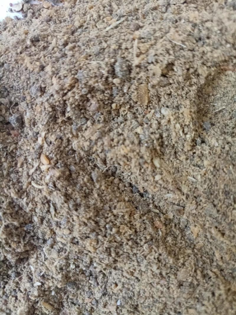 国产鱼粉蛋白51，新鲜度60纯鱼制作蛋白高，吸收好养殖用