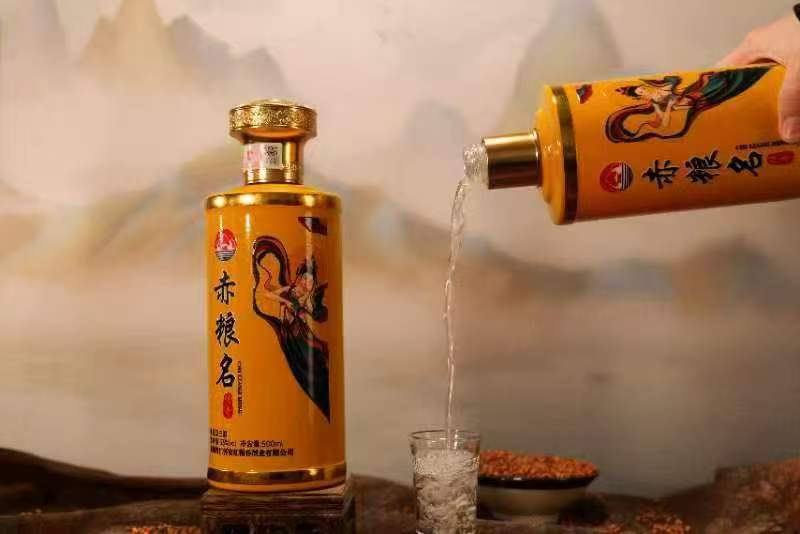 赤粮名传奇飞天白酒酱香白酒厂家直发纯粮食酒
