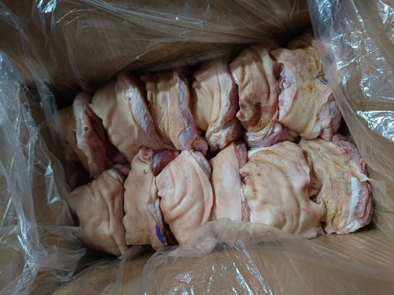 掏骨肘子，猪肘子，厂家货源质量保证，量大从优，价格优惠