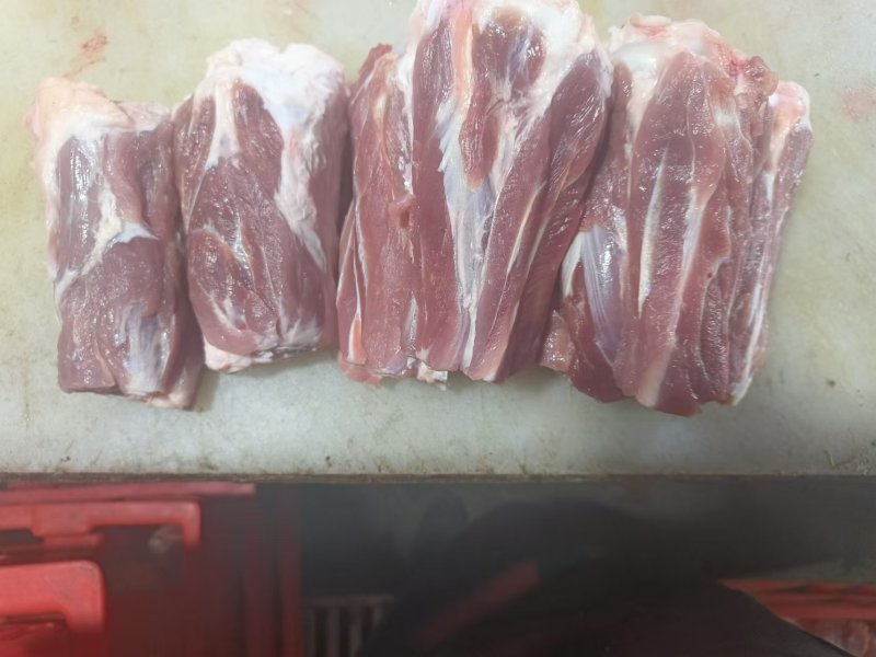 带肉S骨货源充足保质保量欢迎来电，品质保证，价格优惠