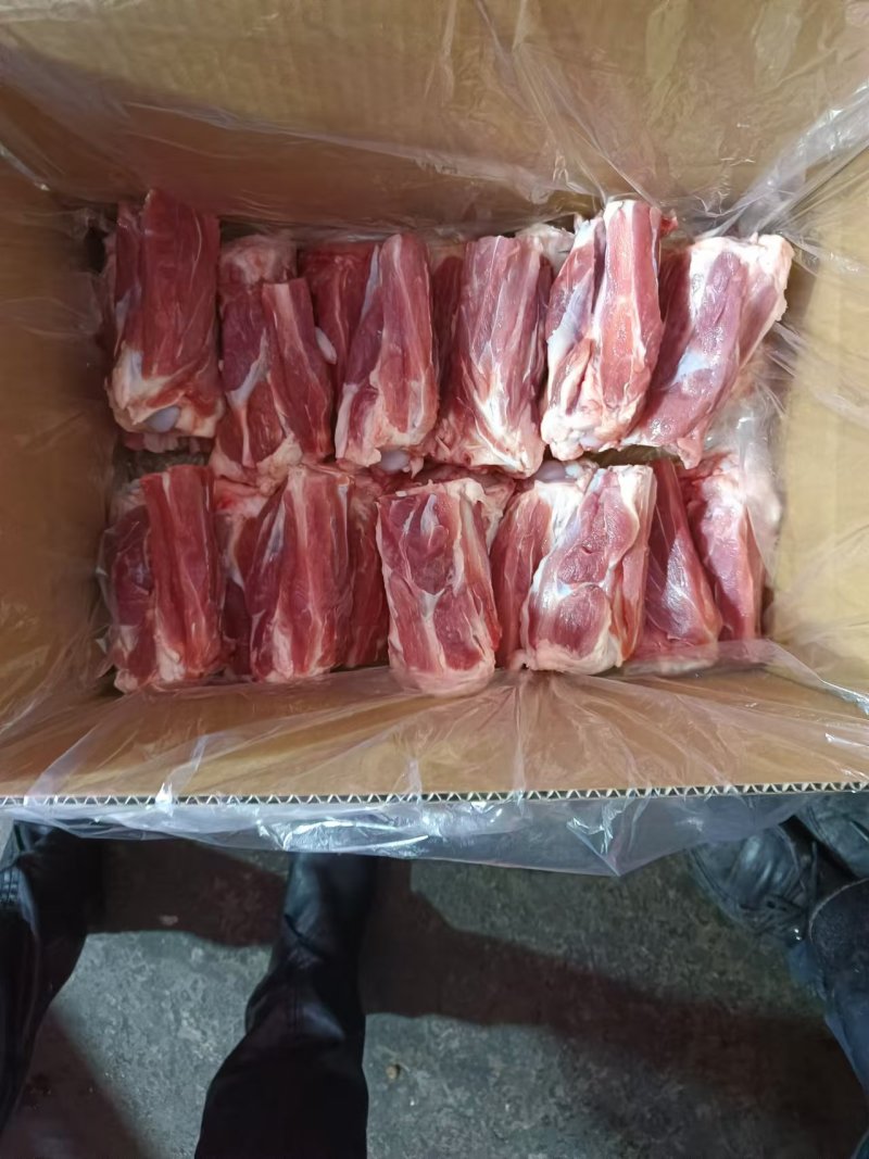 带肉S骨货源充足保质保量欢迎来电，品质保证，价格优惠