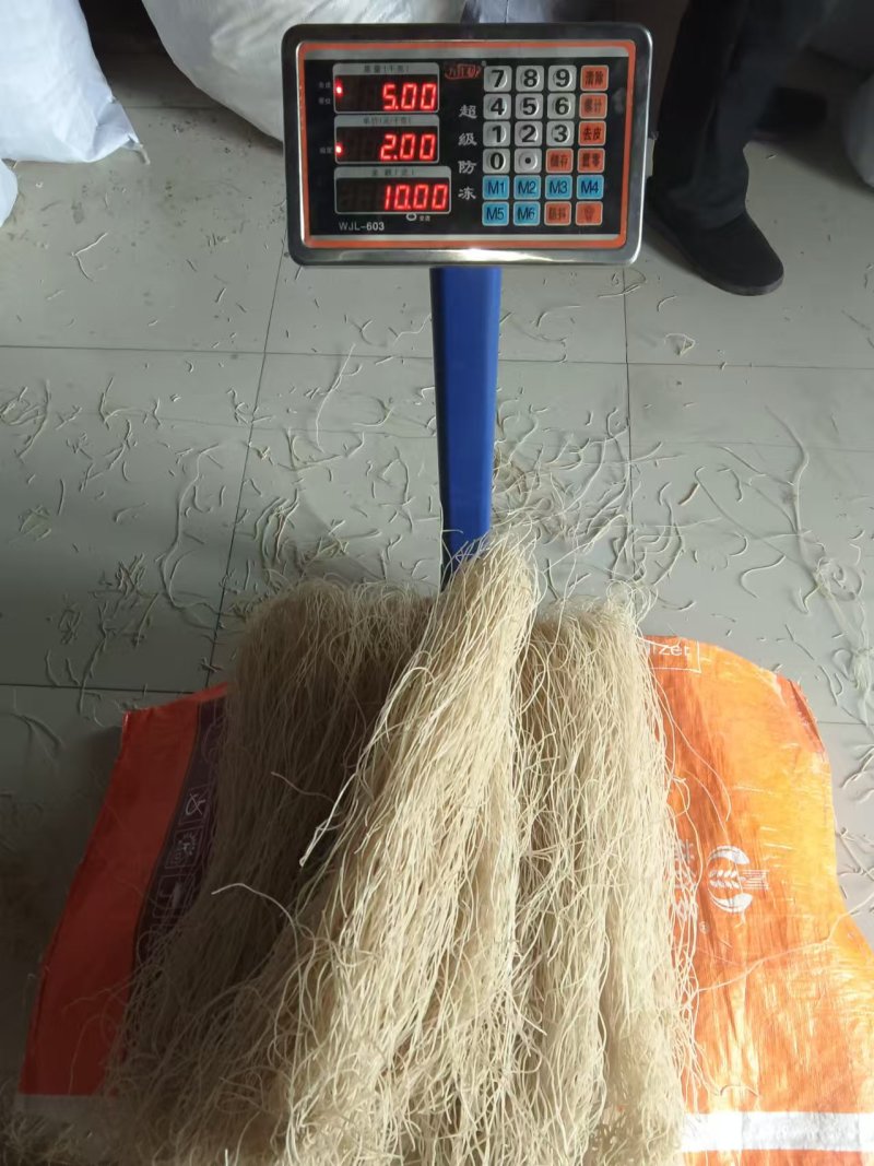 红薯粉条产地直发量大价优对接全国客商欢迎致电咨询