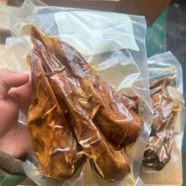 卤仔鹅头带舌批发1斤/袋10袋/箱真空包装