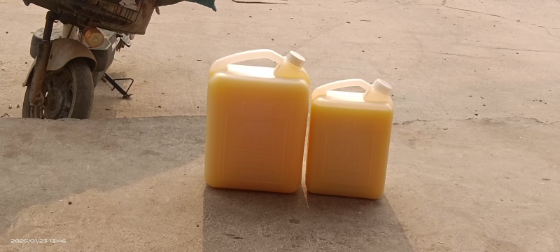 安阳内黄新榨花生油，纯花生油，大量现货供应，欢迎咨询洽谈合作