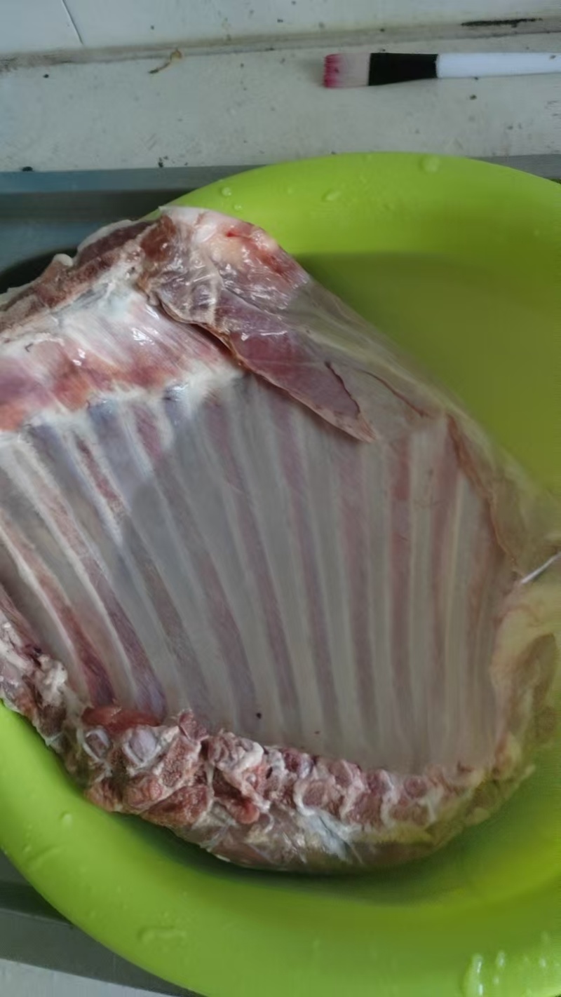 精修分割羊肉包装精美价格美丽一手货源欢迎咨询