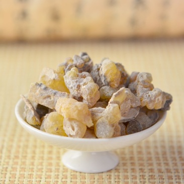 乳香制乳香乳香珠各种中药材批发零售各种规格中药材