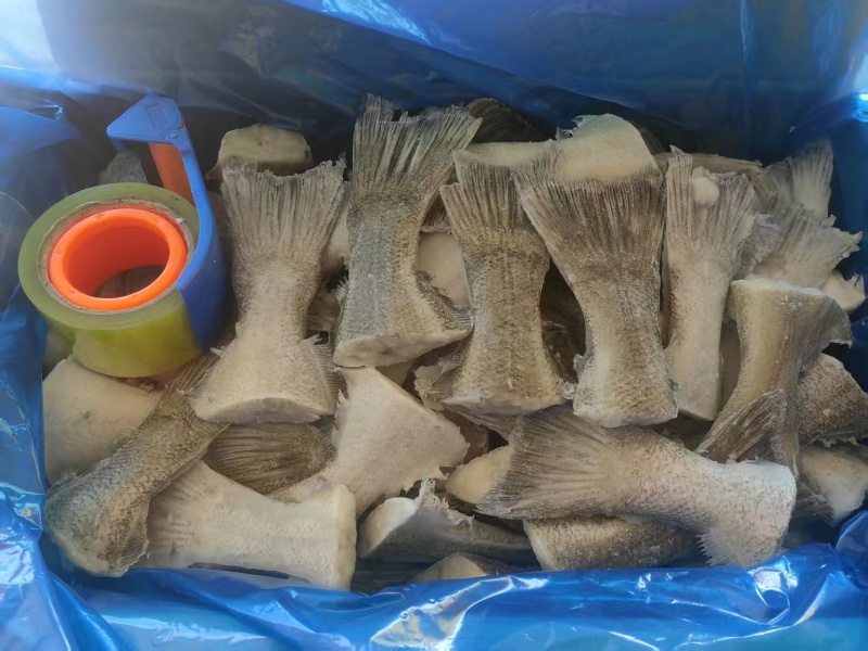 鲽鱼尾大量供应规格齐全保质保量欢迎电话联系