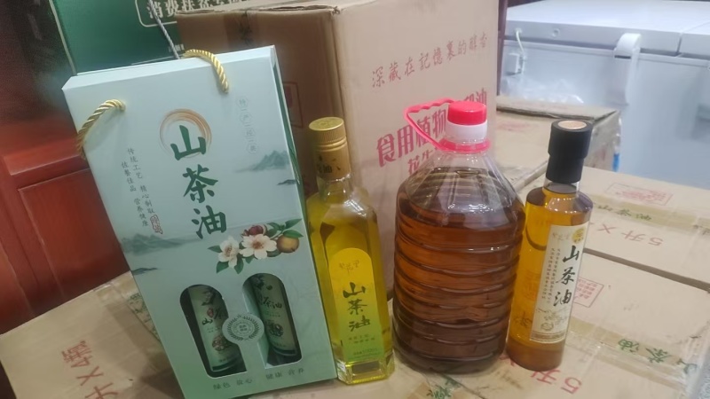 【精品】山茶油一手货源保质保量欢迎各大老板前来采购