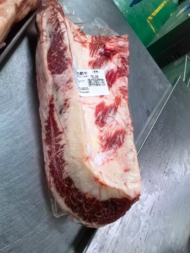 【推荐】谷饲美式肥牛品质保障新鲜出售可视频看欢迎