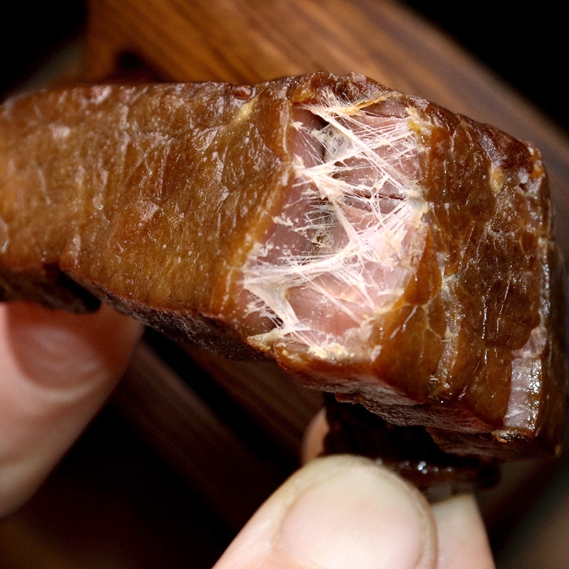 内蒙古自然风干7分干牛肉干