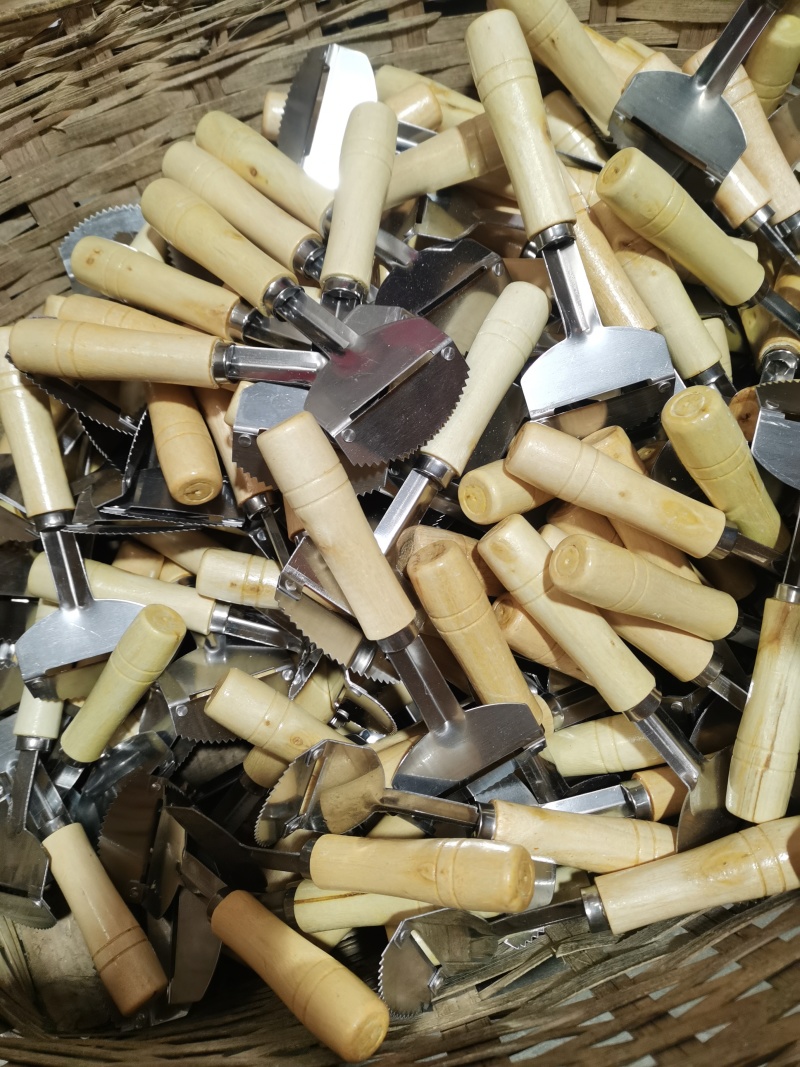 【优选好货】精品刮皮刀大量供应量大从优价格美丽