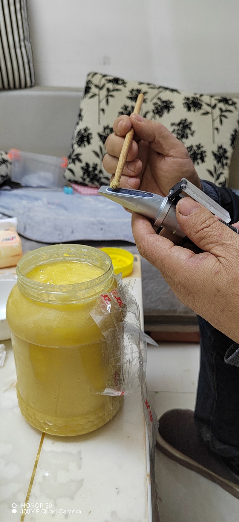 蜂蜜产地直发品质保证自家蜂场欢迎联系