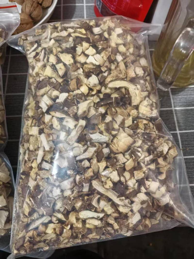 优质成品香菇腿干净无膜品质保证