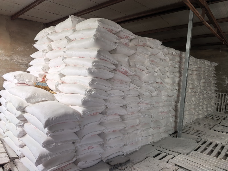 喜成土豆淀粉九九雪曙峰品牌齐全价格优惠量大价优常年供应