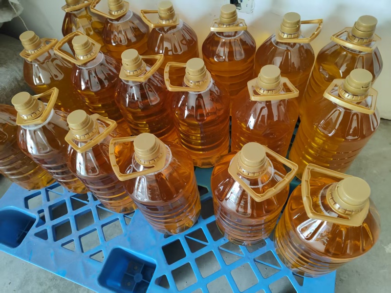 物理压榨花生油保证品质诚信经营常年有货