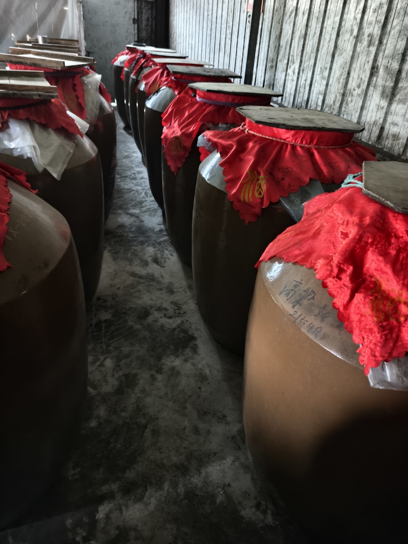 纯粮酿酒白酒口感香醇无勾兑诚信经营保质保量