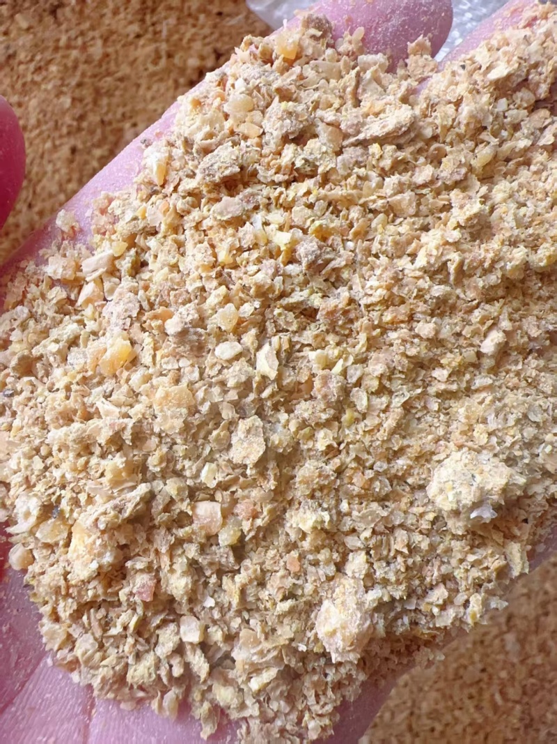 黄豆饼蛋白高油脂高适合鸡鸭鹅牛羊鱼虾蟹育肥期饲养