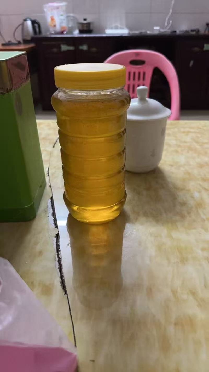 大山里的土蜂蜜，优质蜂蜜，自己养殖，量大从优