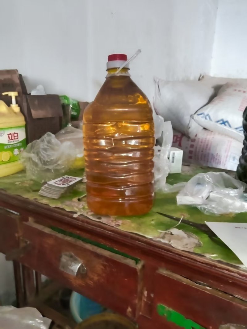 菜籽油现榨油冷榨油品质好自家作坊香一件代发包邮
