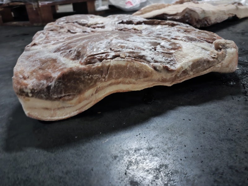 母猪带皮五花肉