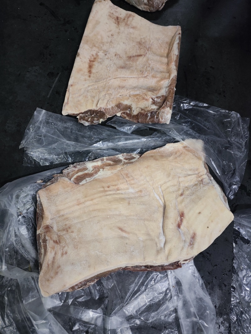 母猪带皮五花肉