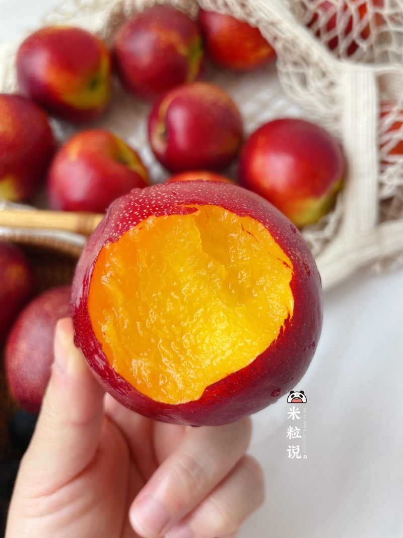 蒙阴黄肉油桃一件代发产地直发一手货源对接各大电商平台
