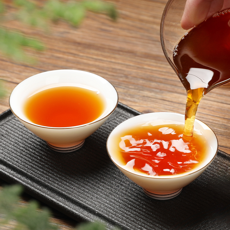 金骏眉红茶礼盒装茶叶特级正宗桐木关红茶金俊眉罐装500克