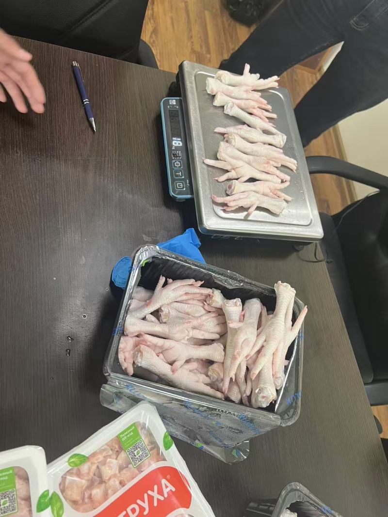 白俄罗斯进口冷冻鸡脚