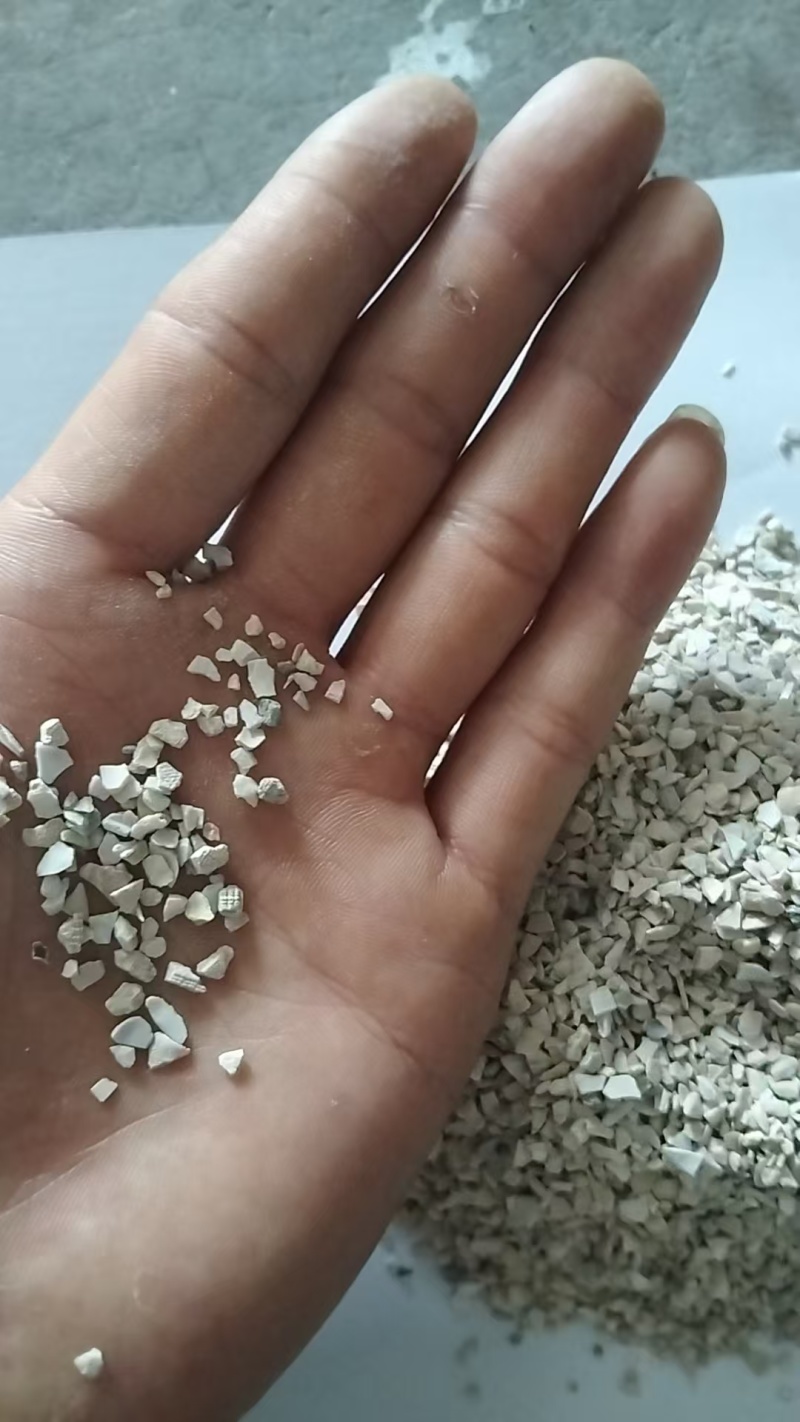 东北高钙水洗贝壳粉，陈年老贝壳含钙量高欢迎来电洽谈