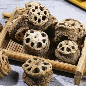 藕节藕节疤偶节耦节藕节条藕节巴藕结藕实茎