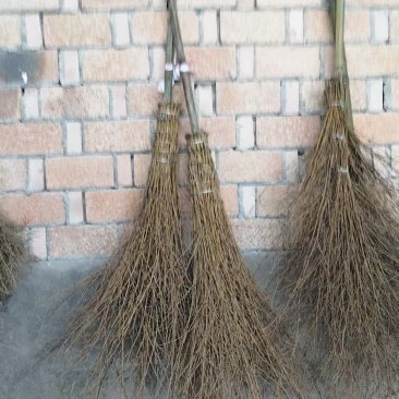 扫帚大量有货诚信经营一手货源可视频看货