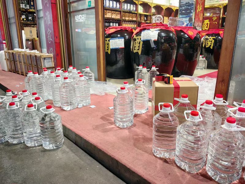 【热卖推荐】恩施苞谷酒，高粱酒，度数齐全欢迎前来选购
